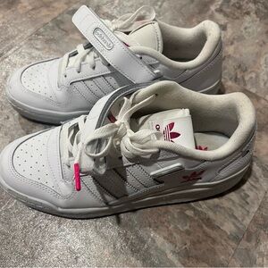 adidas low forum shock pink size 7.5 women’s
